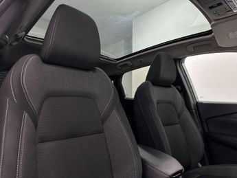 Nissan Qashqai 1.3 DIG-T MHEV N-Connecta Euro 6 (s/s) 5dr
