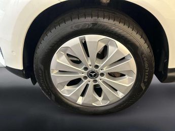 Mercedes-Benz EQC EQC 400 80kWh Sport SUV 5dr Electric Auto 4MATIC (408 ps)