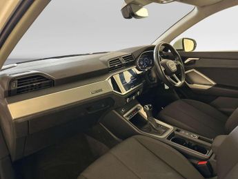Audi Q3 1.5 TFSI CoD 35 Technik SUV 5dr Petrol S Tronic Euro 6 (s/s) (15