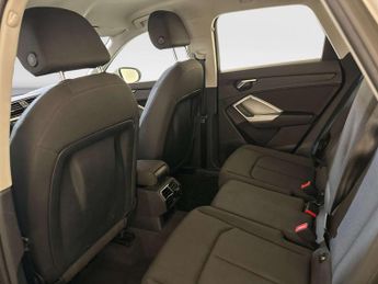 Audi Q3 1.5 TFSI CoD 35 Technik SUV 5dr Petrol S Tronic Euro 6 (s/s) (15