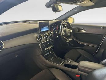 Mercedes-Benz GLA 1.6 GLA200 AMG Line SUV 5dr Petrol 7G-DCT Euro 6 (s/s) (156 ps)