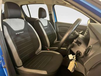 Dacia Sandero Stepway 0.9 TCe Comfort Hatchback 5dr Petrol Manual Euro 6 (s/s) (90 ps)