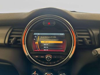 MINI Hatch 1.5 Cooper Classic Hatchback 5dr Petrol Manual Euro 6 (s/s) (136