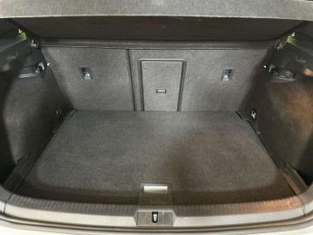 Volkswagen Golf 2.0 TDI R-Line Hatchback 5dr Diesel DSG Euro 6 (s/s) (150 ps)