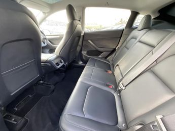 Tesla Model Y RWD