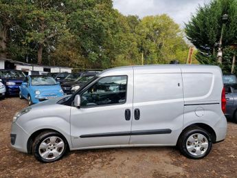 Vauxhall Combo 1.3 CDTi 2000 ecoFLEX 16v Sportive FWD L1 H1 (s/s) 3dr