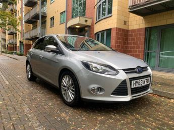 Ford Focus 1.0T EcoBoost Zetec Euro 5 (s/s) 5dr