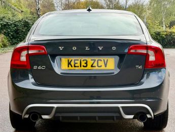 Volvo S60 1.6 T4 R-Design Powershift 4dr