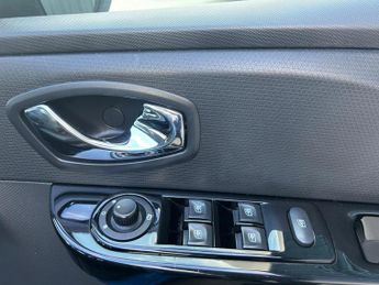 Renault Clio 0.9 TCe Dynamique S MediaNav Euro 5 (s/s) 5dr