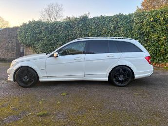 Mercedes-Benz C Class 2.1 C220 CDI BlueEfficiency Sport G-Tronic+ Euro 5 (s/s) 5dr