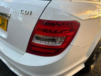 Mercedes-Benz C Class 2.1 C220 CDI BlueEfficiency Sport G-Tronic+ Euro 5 (s/s) 5dr