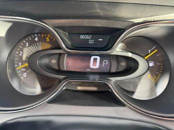 Renault Captur 1.5 dCi Dynamique S MediaNav EDC Euro 5 5dr
