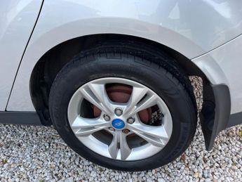 Ford Focus 1.6 Zetec Euro 5 5dr