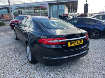 Jaguar XF 2.2d Luxury Auto Euro 5 (s/s) 4dr