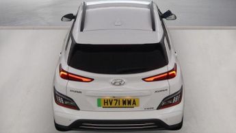 Hyundai KONA 64kWh Premium Auto 5dr (10.5kW Charger)