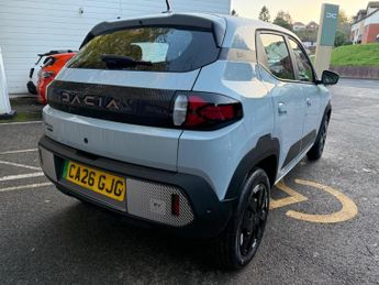 Dacia Spring 100 24.3kWh EXTREME Auto 5dr