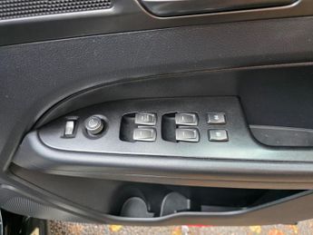SsangYong Musso 2.2D Saracen Auto 4WD Euro 6 4dr