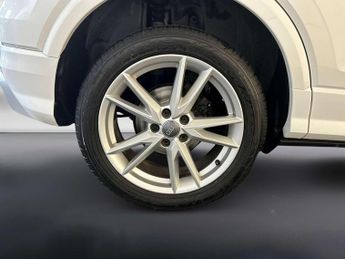 Audi Q2 1.6 TDI 30 S line SUV 5dr Diesel S Tronic Euro 6 (s/s) (116 ps)