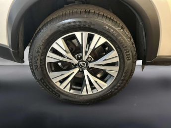 Nissan X-Trail 1.5 h e-POWER Acenta Premium SUV 5dr Petrol Hybrid Auto e-4ORCE 