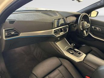 BMW 3 Series 2.0 330e 12kWh M Sport Touring 5dr Petrol Plug-in Hybrid Auto Eu