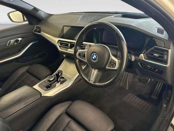 BMW 3 Series 2.0 330e 12kWh M Sport Touring 5dr Petrol Plug-in Hybrid Auto Eu