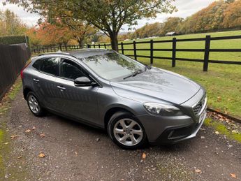 Volvo V40 Cross Country 2.0 D3 SE Nav Euro 6 (s/s) 5dr