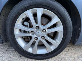 Kia Ceed 1.6 GDi EcoDynamics 3 Euro 5 (s/s) 5dr