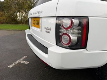Land Rover Range Rover 4.4 TD V8 Vogue Auto 4WD Euro 5 5dr