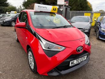 Toyota AYGO 1.0 VVT-i x-play Euro 6 5dr (Safety Sense)
