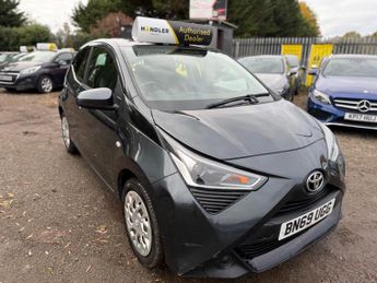 Toyota AYGO 1.0 VVT-i x-play Euro 6 5dr