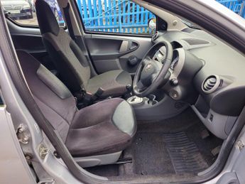 Toyota AYGO 1.0 VVT-i Ice MultiMode Euro 5 5dr