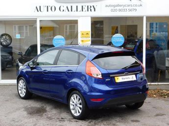 Ford Fiesta 1.0T EcoBoost Titanium Euro 6 (s/s) 5dr