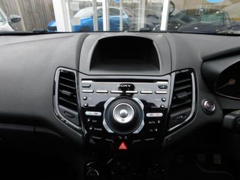 Ford Fiesta 1.0T EcoBoost Titanium Euro 6 (s/s) 5dr