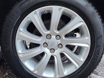 Land Rover Discovery Sport 2.0 TD4 SE Tech Auto 4WD Euro 6 (s/s) 5dr