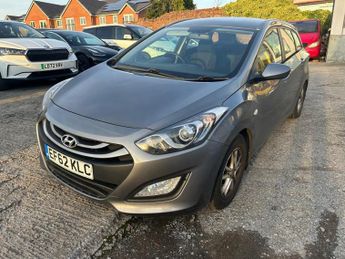 Hyundai i30 1.6 CRDi Blue Drive Active Tourer Euro 5 (s/s) 5dr