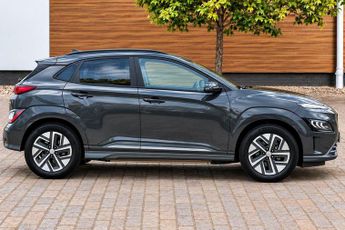 Hyundai KONA 39kWh Premium SUV 5dr Electric Auto (10.5kW Charger) (136 ps)