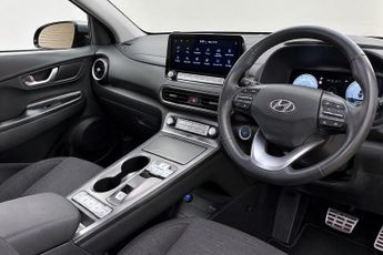 Hyundai KONA 39kWh Premium SUV 5dr Electric Auto (10.5kW Charger) (136 ps)