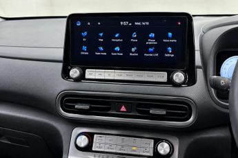 Hyundai KONA 39kWh Premium SUV 5dr Electric Auto (10.5kW Charger) (136 ps)
