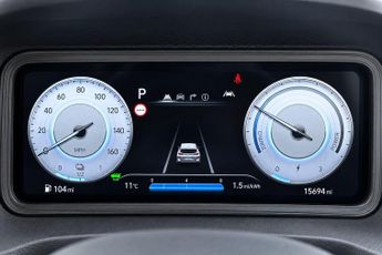 Hyundai KONA 39kWh Premium SUV 5dr Electric Auto (10.5kW Charger) (136 ps)
