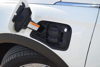 SsangYong Korando e-Motion 140kW Ventura 61.5kWh 5dr Auto