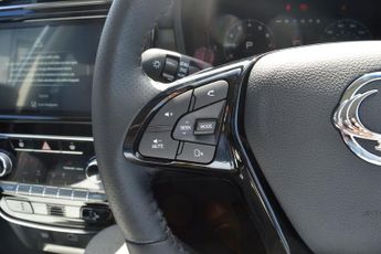 SsangYong Tivoli 1.5P Ultimate Auto 5dr