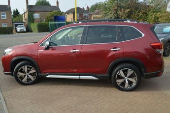 Subaru Forester 2.0i e-Boxer XE Premium 5dr Lineartronic