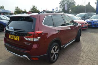 Subaru Forester 2.0i e-Boxer XE Premium 5dr Lineartronic