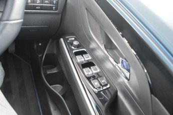 SsangYong Korando e-Motion 140kW Ultimate 61.5kWh 5dr Auto