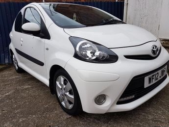 Toyota AYGO 1.0 VVT-i Fire 5dr [AC] MMT automatic