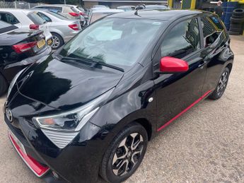 Toyota AYGO 1.0 VVT-i X-Trend 5dr