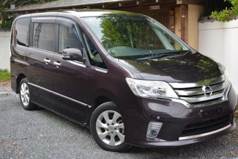 Nissan Serena HWS Model 2.0i Auto