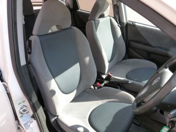 Honda Jazz Fit 1.4i Auto Only 21,000 Miles