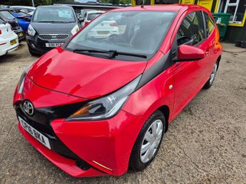 Toyota AYGO 1.0 VVT-i X-Play 3dr