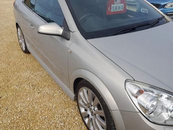 Vauxhall Astra 1.8 VVT Exclusiv Black 2dr